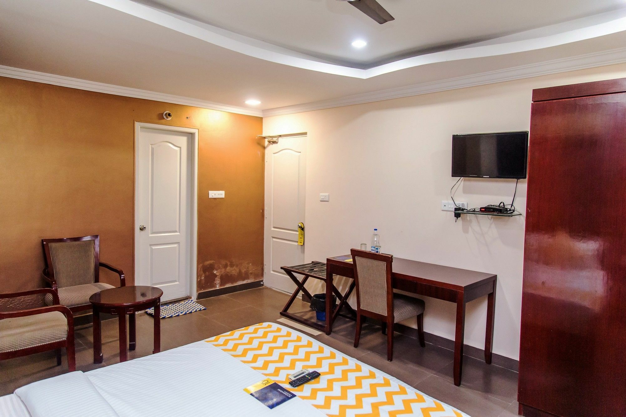 Fabexpress Oriental Suites III - Btm Mico Layout Bangalore Dış mekan fotoğraf