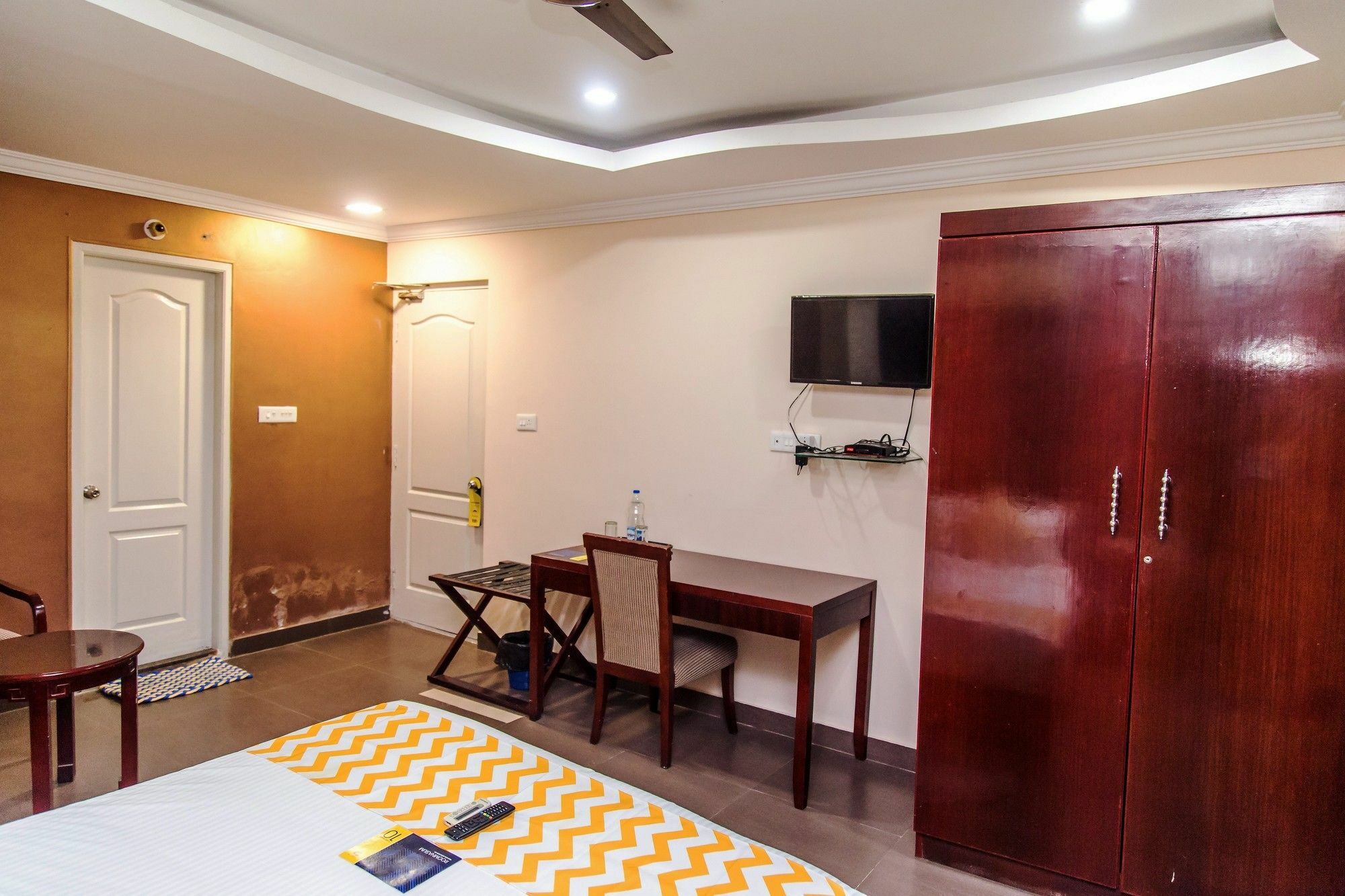 Fabexpress Oriental Suites III - Btm Mico Layout Bangalore Dış mekan fotoğraf